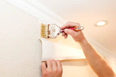 Pose de papier peint à Hubersent — revêtements muraux et toiles de verre